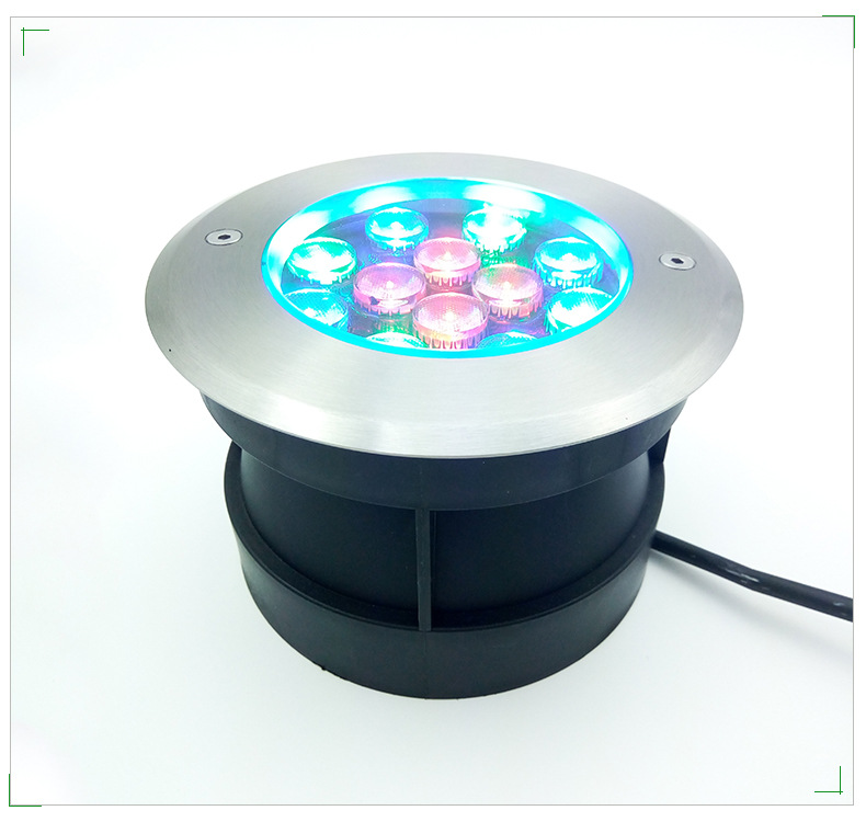 LED Stainless Steel Underwater Ground - embedded Lights, 3 - 18W. These ground - embedded lights have internal control and are waterproof.