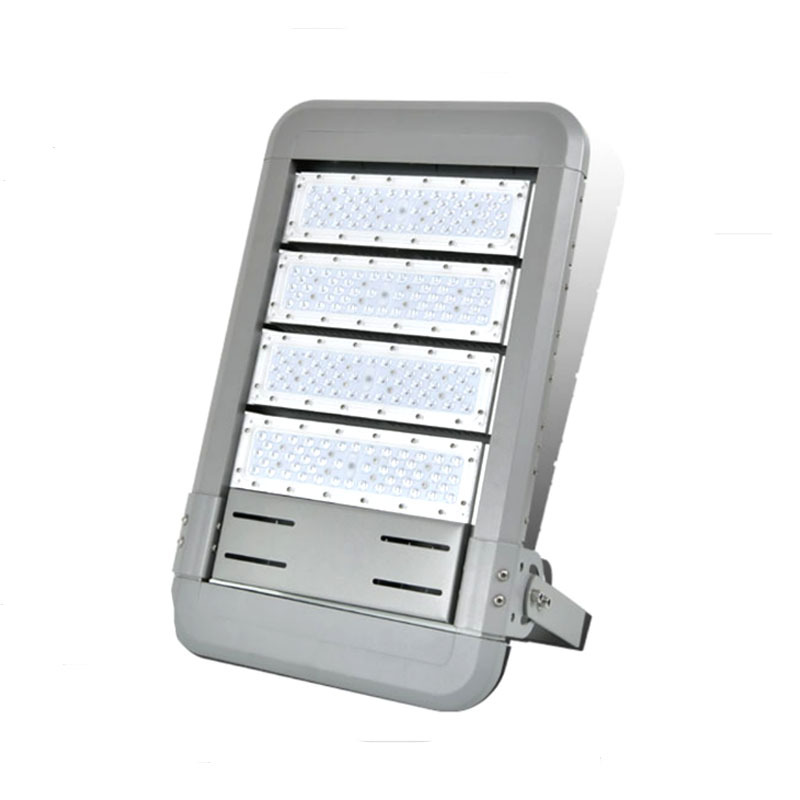 High-brightness lighting for engineering with high-pole lighting lamps, high-power LED floodlight modules