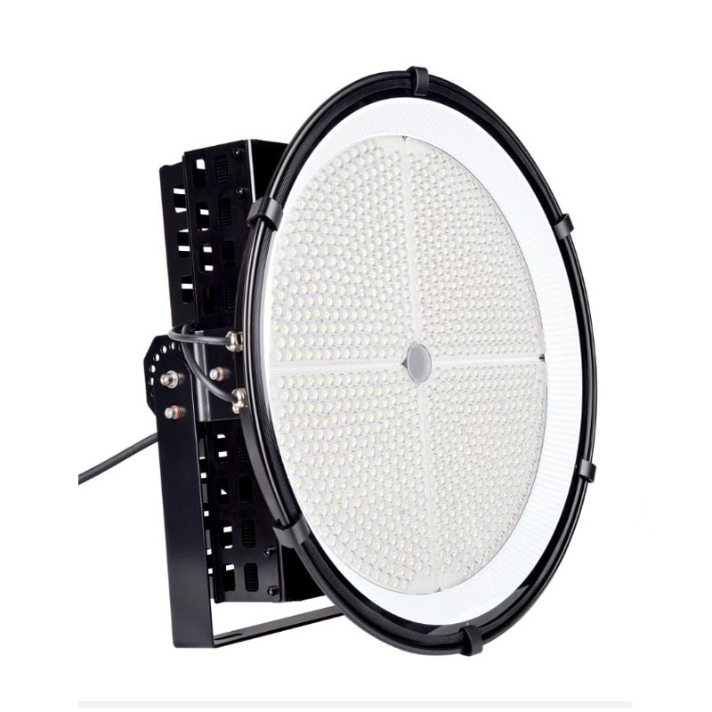 Tower crane lights, construction site lighting lamps. LED outdoor high-mast road lights, high-power searchlights with power options of 500W, 600W and 1000W.